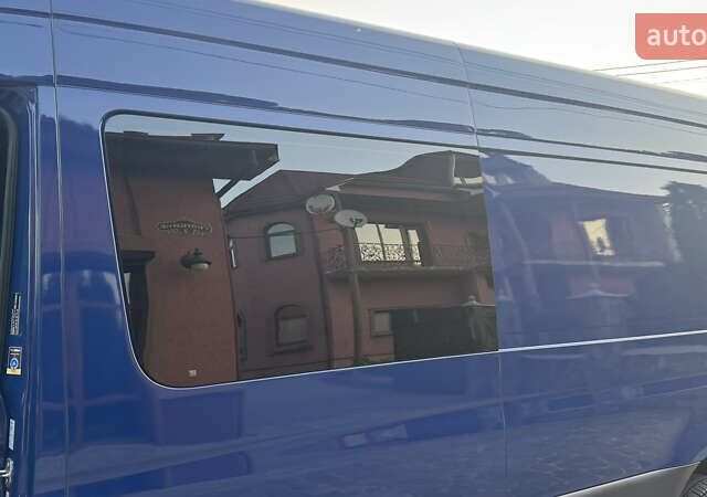 Синий Мерседес Sprinter, объемом двигателя 1.95 л и пробегом 184 тыс. км за 34900 $, фото 64 на Automoto.ua