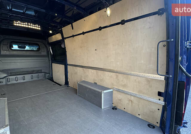 Синий Мерседес Sprinter, объемом двигателя 1.95 л и пробегом 184 тыс. км за 34900 $, фото 24 на Automoto.ua