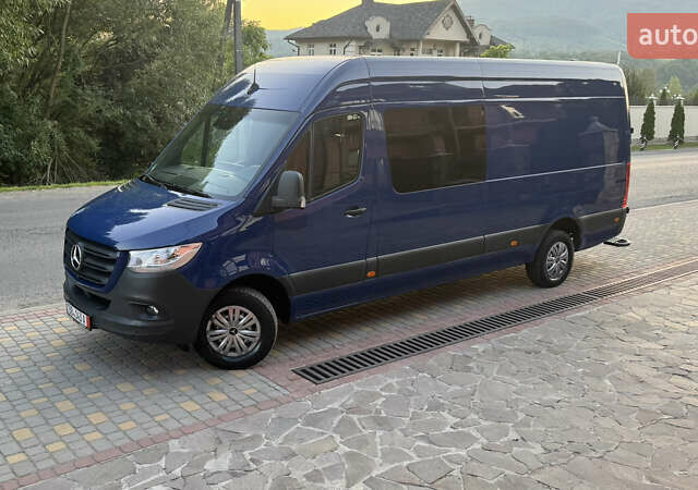 Синий Мерседес Sprinter, объемом двигателя 1.95 л и пробегом 184 тыс. км за 34900 $, фото 9 на Automoto.ua