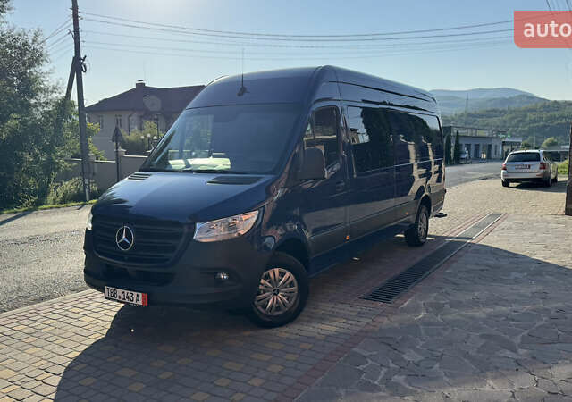 Синий Мерседес Sprinter, объемом двигателя 1.95 л и пробегом 184 тыс. км за 34900 $, фото 11 на Automoto.ua