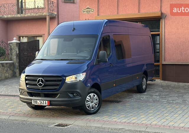 Синий Мерседес Sprinter, объемом двигателя 1.95 л и пробегом 184 тыс. км за 34900 $, фото 6 на Automoto.ua