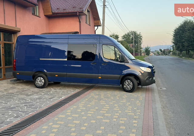 Синий Мерседес Sprinter, объемом двигателя 1.95 л и пробегом 184 тыс. км за 34900 $, фото 33 на Automoto.ua