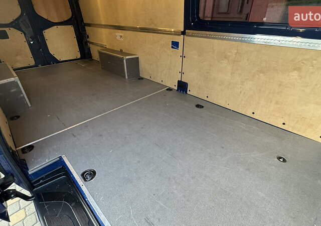 Синий Мерседес Sprinter, объемом двигателя 1.95 л и пробегом 184 тыс. км за 34900 $, фото 32 на Automoto.ua