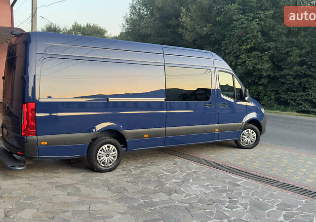 Синий Мерседес Sprinter, объемом двигателя 1.95 л и пробегом 184 тыс. км за 34900 $, фото 34 на Automoto.ua