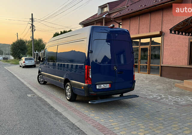 Синий Мерседес Sprinter, объемом двигателя 1.95 л и пробегом 184 тыс. км за 34900 $, фото 37 на Automoto.ua