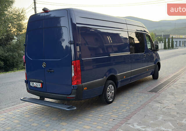 Синий Мерседес Sprinter, объемом двигателя 1.95 л и пробегом 184 тыс. км за 34900 $, фото 39 на Automoto.ua