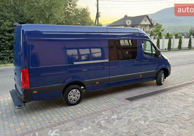 Синий Мерседес Sprinter, объемом двигателя 1.95 л и пробегом 184 тыс. км за 34900 $, фото 42 на Automoto.ua