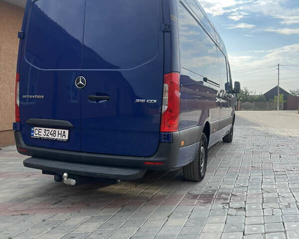 Синий Мерседес Sprinter, объемом двигателя 1.95 л и пробегом 40 тыс. км за 35800 $, фото 7 на Automoto.ua