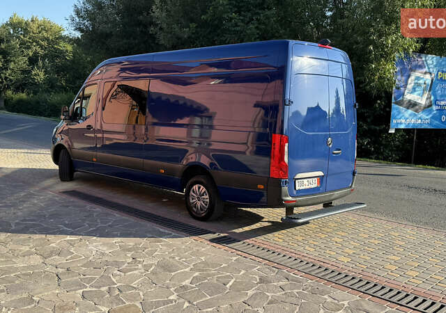 Синий Мерседес Sprinter, объемом двигателя 1.95 л и пробегом 184 тыс. км за 34900 $, фото 13 на Automoto.ua