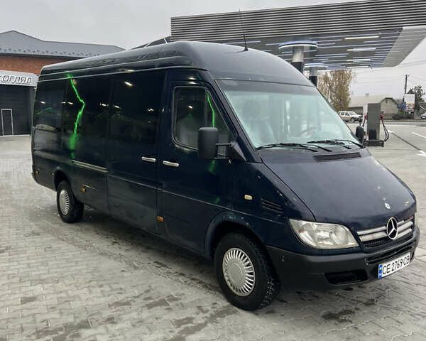 Синій Мерседес Sprinter, об'ємом двигуна 2.69 л та пробігом 882 тис. км за 8500 $, фото 2 на Automoto.ua