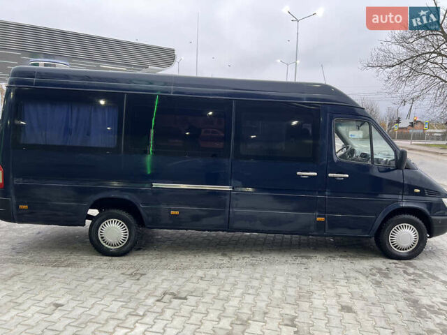 Синій Мерседес Sprinter, об'ємом двигуна 2.69 л та пробігом 882 тис. км за 8500 $, фото 4 на Automoto.ua