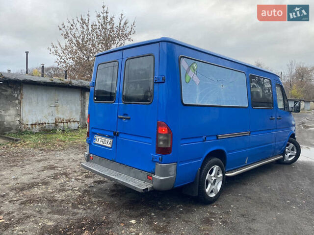 Синий Мерседес Sprinter, объемом двигателя 2.87 л и пробегом 300 тыс. км за 4500 $, фото 3 на Automoto.ua