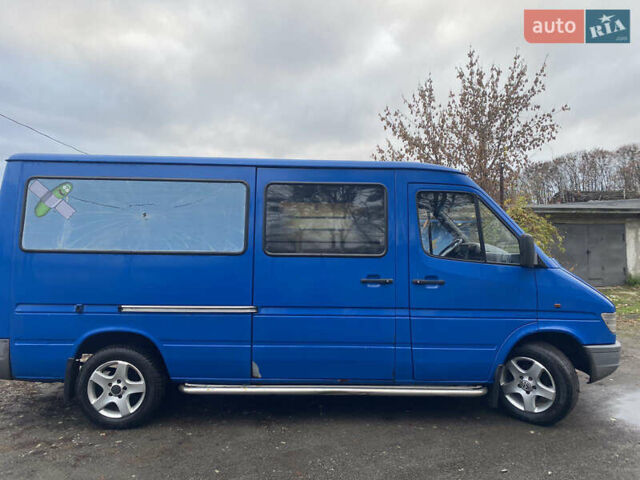 Синий Мерседес Sprinter, объемом двигателя 2.87 л и пробегом 300 тыс. км за 4500 $, фото 4 на Automoto.ua