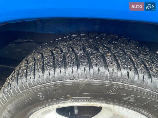 Синий Мерседес Sprinter, объемом двигателя 2.87 л и пробегом 300 тыс. км за 4500 $, фото 6 на Automoto.ua