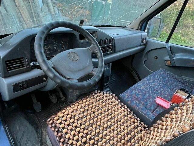 Синій Мерседес Sprinter, об'ємом двигуна 2.3 л та пробігом 800 тис. км за 4200 $, фото 5 на Automoto.ua