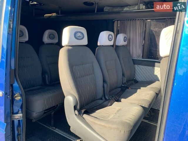 Синий Мерседес Sprinter, объемом двигателя 2.15 л и пробегом 700 тыс. км за 6499 $, фото 13 на Automoto.ua