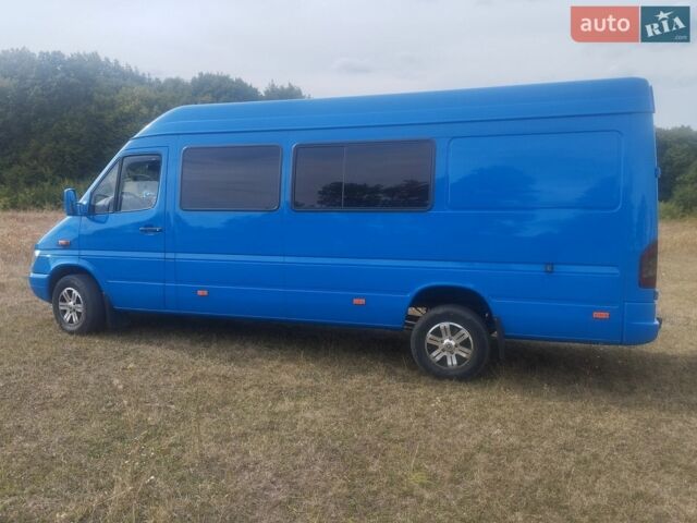 Синій Мерседес Sprinter, об'ємом двигуна 2.69 л та пробігом 665 тис. км за 11500 $, фото 20 на Automoto.ua