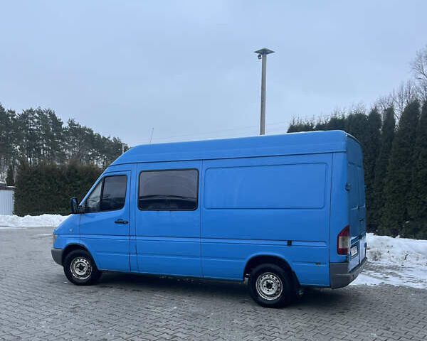 Синій Мерседес Sprinter, об'ємом двигуна 2.2 л та пробігом 435 тис. км за 7500 $, фото 9 на Automoto.ua