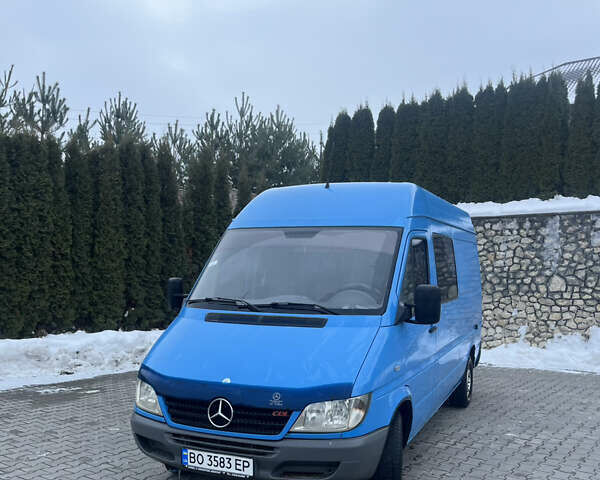 Синій Мерседес Sprinter, об'ємом двигуна 2.2 л та пробігом 435 тис. км за 7500 $, фото 1 на Automoto.ua