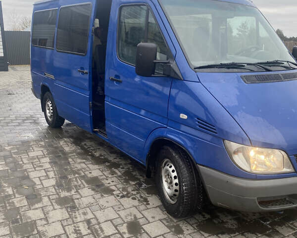 Синій Мерседес Sprinter, об'ємом двигуна 2.1 л та пробігом 439 тис. км за 8200 $, фото 2 на Automoto.ua