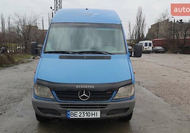 Синий Мерседес Sprinter, объемом двигателя 2.15 л и пробегом 55 тыс. км за 7000 $, фото 1 на Automoto.ua