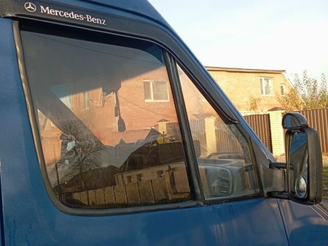 Синій Мерседес Sprinter, об'ємом двигуна 2.1 л та пробігом 400 тис. км за 9500 $, фото 11 на Automoto.ua