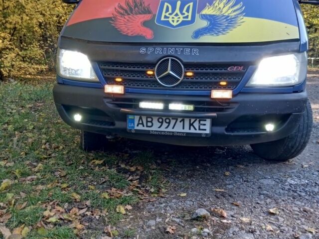 Синій Мерседес Sprinter, об'ємом двигуна 2.1 л та пробігом 400 тис. км за 9500 $, фото 8 на Automoto.ua