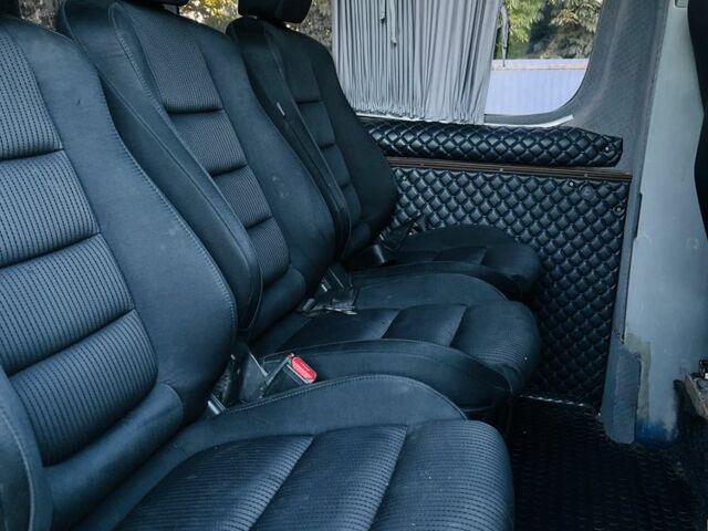 Синій Мерседес Sprinter, об'ємом двигуна 3 л та пробігом 468 тис. км за 12300 $, фото 11 на Automoto.ua