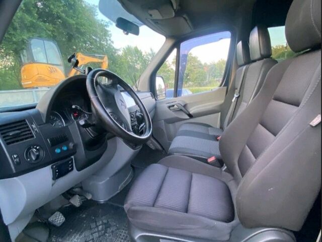 Синій Мерседес Sprinter, об'ємом двигуна 0 л та пробігом 600 тис. км за 11079 $, фото 1 на Automoto.ua