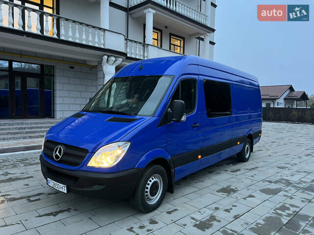 Синий Мерседес Sprinter, объемом двигателя 2.99 л и пробегом 450 тыс. км за 15500 $, фото 1 на Automoto.ua