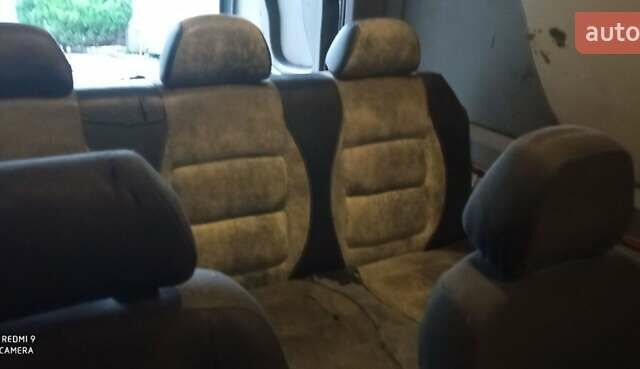 Синій Мерседес Sprinter, об'ємом двигуна 3 л та пробігом 530 тис. км за 18500 $, фото 4 на Automoto.ua