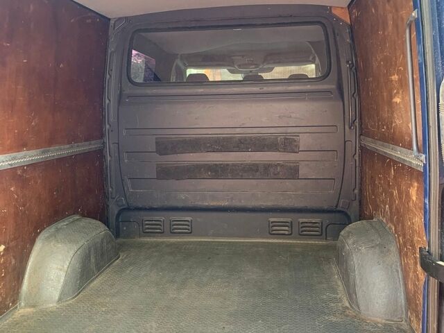 Синій Мерседес Sprinter, об'ємом двигуна 2.14 л та пробігом 260 тис. км за 15900 $, фото 5 на Automoto.ua