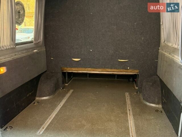 Синій Мерседес Sprinter, об'ємом двигуна 2.14 л та пробігом 389 тис. км за 21000 $, фото 21 на Automoto.ua