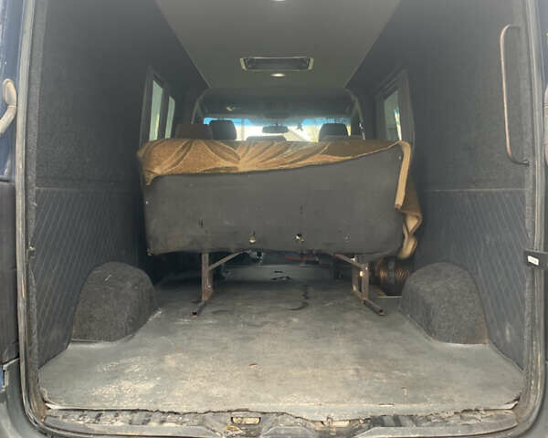 Синій Мерседес Sprinter, об'ємом двигуна 2.14 л та пробігом 565 тис. км за 12500 $, фото 9 на Automoto.ua