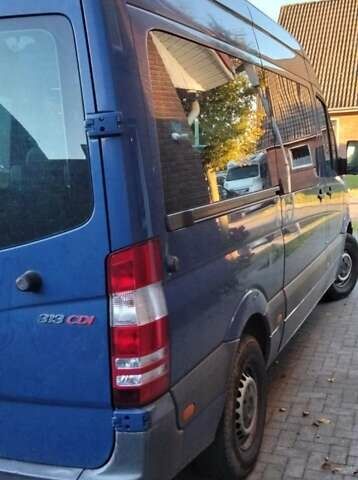 Синій Мерседес Sprinter, об'ємом двигуна 2.2 л та пробігом 243 тис. км за 20800 $, фото 3 на Automoto.ua