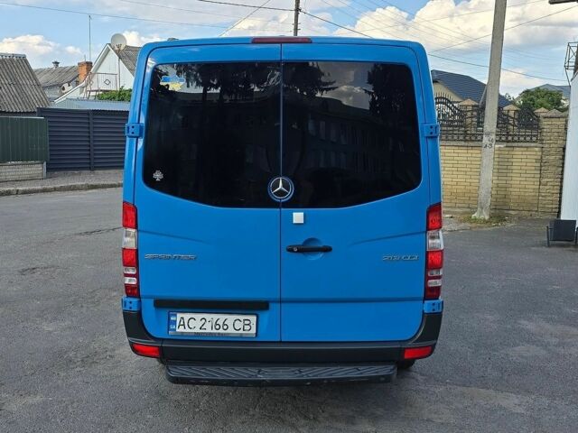 Синій Мерседес Sprinter, об'ємом двигуна 2.15 л та пробігом 195 тис. км за 20477 $, фото 5 на Automoto.ua