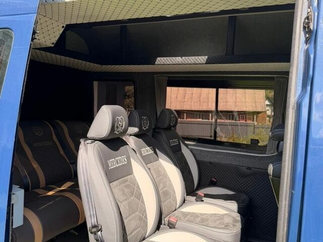 Синий Мерседес Sprinter, объемом двигателя 2.1 л и пробегом 406 тыс. км за 20500 $, фото 5 на Automoto.ua