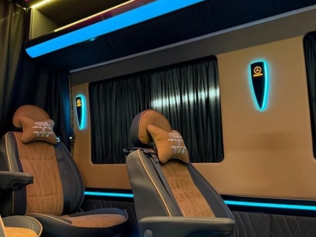 Синій Мерседес Sprinter, об'ємом двигуна 2.14 л та пробігом 741 тис. км за 30000 $, фото 11 на Automoto.ua