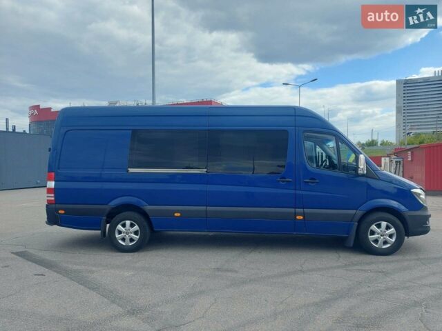 Синий Мерседес Sprinter, объемом двигателя 2.14 л и пробегом 749 тыс. км за 30000 $, фото 1 на Automoto.ua