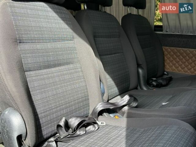 Синій Мерседес Sprinter, об'ємом двигуна 2.99 л та пробігом 270 тис. км за 20000 $, фото 11 на Automoto.ua