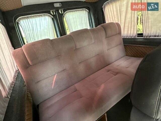 Синій Мерседес Sprinter, об'ємом двигуна 2.99 л та пробігом 270 тис. км за 20000 $, фото 8 на Automoto.ua