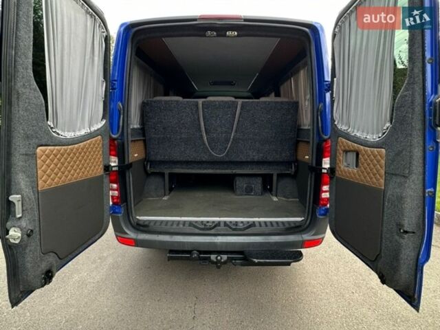 Синій Мерседес Sprinter, об'ємом двигуна 2.99 л та пробігом 270 тис. км за 20000 $, фото 5 на Automoto.ua