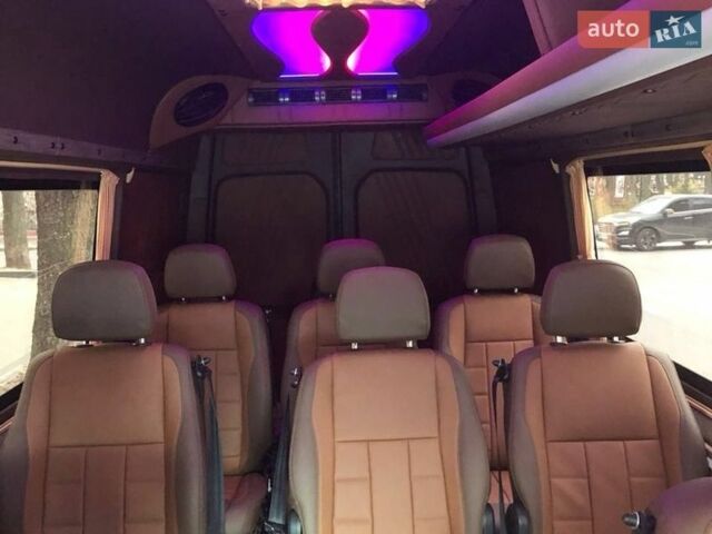 Синий Мерседес Sprinter, объемом двигателя 2.14 л и пробегом 535 тыс. км за 21500 $, фото 4 на Automoto.ua