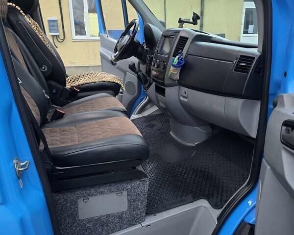 Синій Мерседес Sprinter, об'ємом двигуна 3 л та пробігом 200 тис. км за 26000 $, фото 6 на Automoto.ua