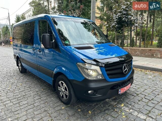 Синий Мерседес Sprinter, объемом двигателя 2.2 л и пробегом 335 тыс. км за 21827 $, фото 7 на Automoto.ua