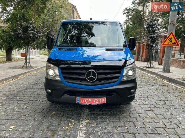Синий Мерседес Sprinter, объемом двигателя 2.2 л и пробегом 335 тыс. км за 21827 $, фото 4 на Automoto.ua