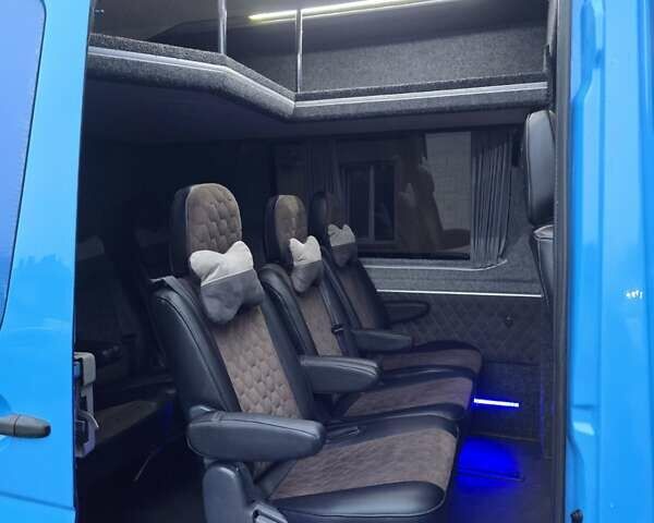 Синій Мерседес Sprinter, об'ємом двигуна 3 л та пробігом 200 тис. км за 26000 $, фото 5 на Automoto.ua