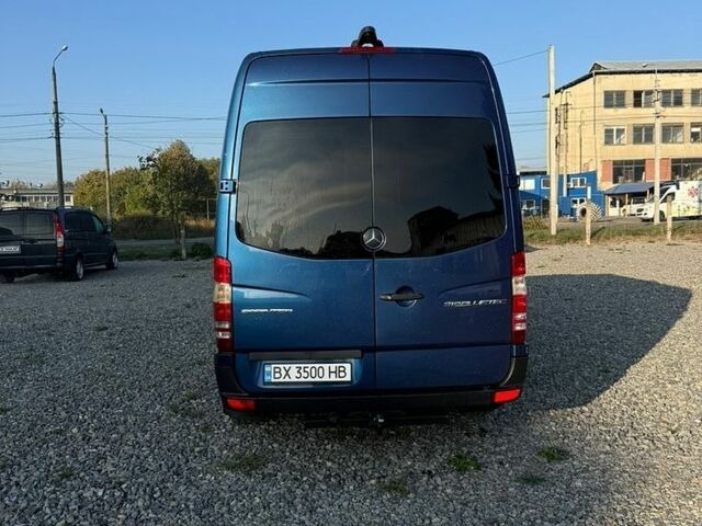 Синий Мерседес Sprinter, объемом двигателя 2.99 л и пробегом 420 тыс. км за 28500 $, фото 8 на Automoto.ua