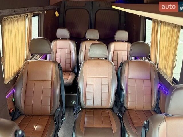 Синий Мерседес Sprinter, объемом двигателя 2.14 л и пробегом 831 тыс. км за 15500 $, фото 10 на Automoto.ua