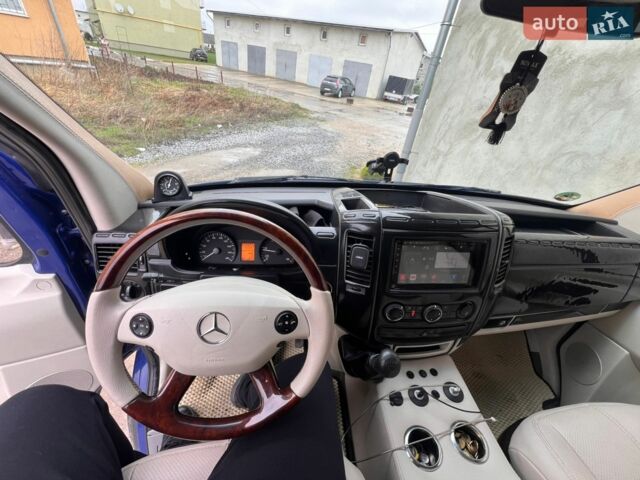 Синий Мерседес Sprinter, объемом двигателя 2.2 л и пробегом 224 тыс. км за 33000 $, фото 19 на Automoto.ua